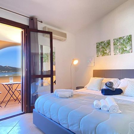 Homey Experience - Navy Sea View Apartments Olbia Buitenkant foto